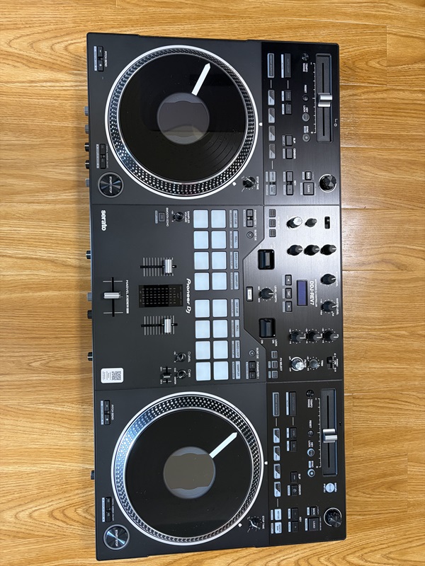 買取り査定13000円でしたので値下げ本日中で出品とりやめ致します。査定にスピーカーなど含まれておりません。Pioneer DDJ-WeGO4 DJコントローラー　スピーカー、ヘッドフォンセット　美品 買取実績】Pioneer DJ | 楽器の買取ならイケベリユース