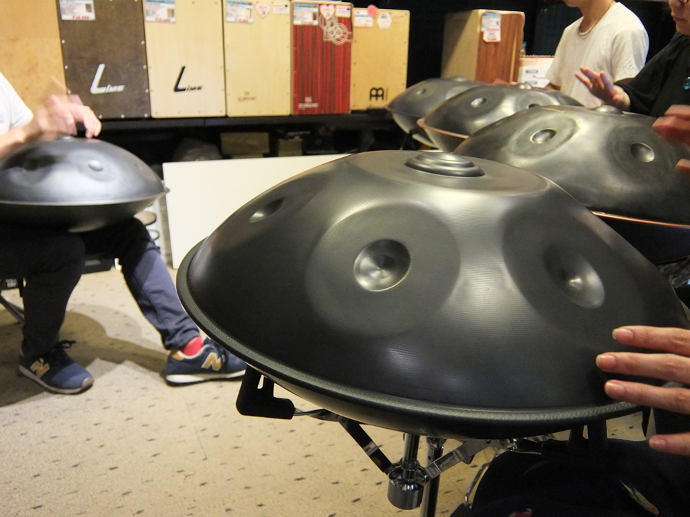KUROBO HANDPAN “SHU”氏 ハンドパンセミナー・レポート】