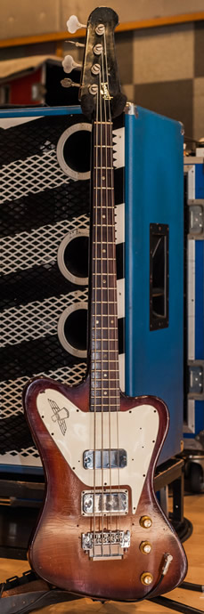 Gibson　’60 Thunder Bird Bass